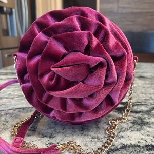 Cat & Jack Girls Velvet Crossbody Holiday Bag.